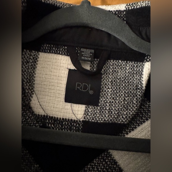 RDI Plaid shacket size M - Picture 2 of 4